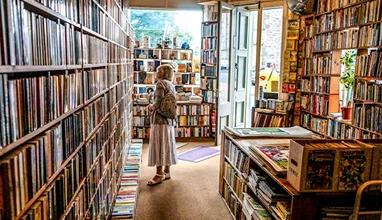 Author Meet & Book Signing